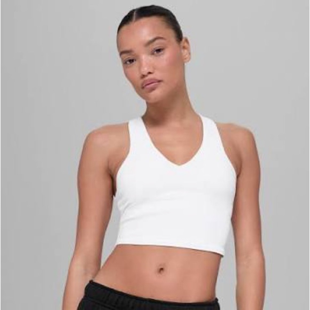 ALO Yoga Airbrush Real Bra Tank White Medium - Picture 5 of 7